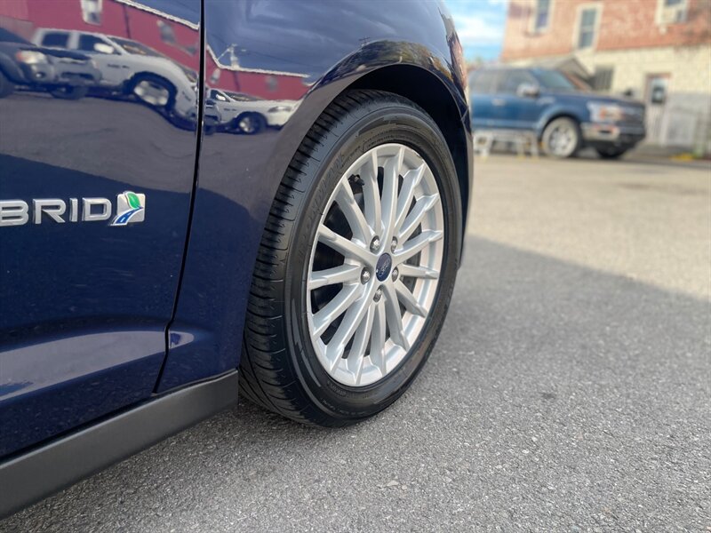 2016 Ford C-MAX Hybrid SE - Photo 11 - Nampa, ID 83651