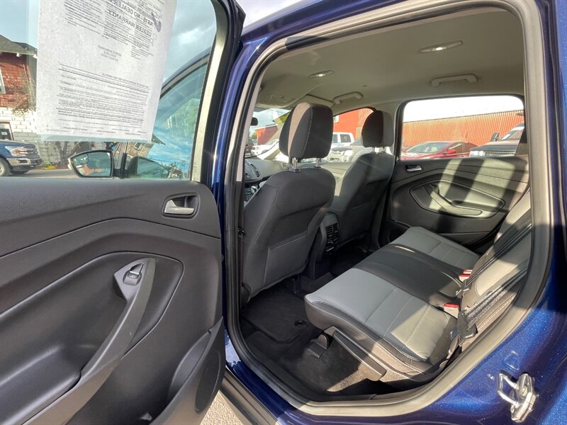 2016 Ford C-MAX Hybrid SE - Photo 7 - Nampa, ID 83651