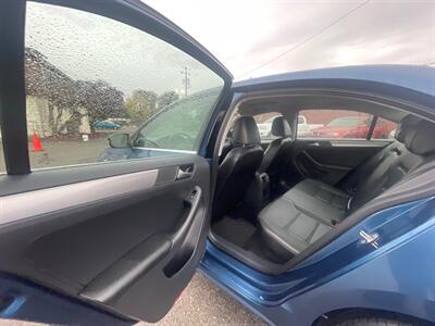 2017 Volkswagen Jetta 1.4T SE   - Photo 8 - Nampa, ID 83651