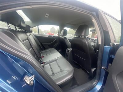 2017 Volkswagen Jetta 1.4T SE   - Photo 9 - Nampa, ID 83651