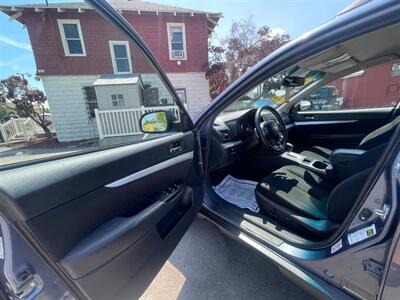 2014 Subaru Outback 2.5i Premium   - Photo 7 - Nampa, ID 83651