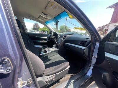2014 Subaru Outback 2.5i Premium   - Photo 11 - Nampa, ID 83651