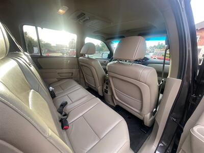 2012 Honda Pilot Touring   - Photo 10 - Nampa, ID 83651