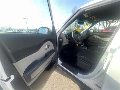 2014 Kia Soul   - Photo 7 - Boise, ID 83704