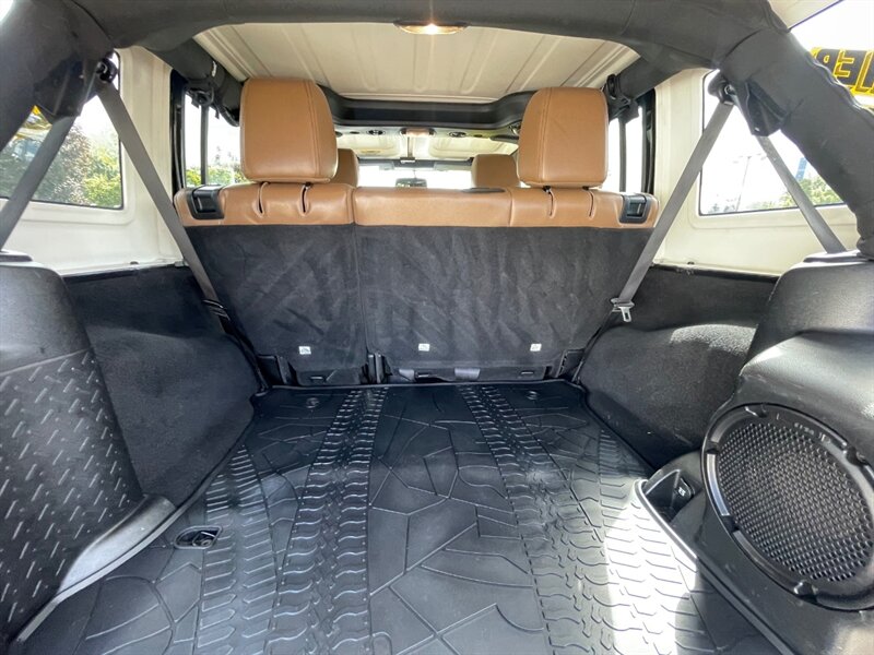 2013 Jeep Wrangler Sahara - Photo 9 - Nampa, ID 83651