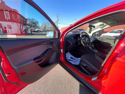 2012 Ford Focus SE   - Photo 7 - Boise, ID 83704