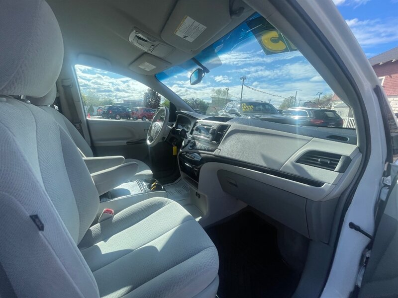 2013 Toyota Sienna LE Mobility 7-Passenger - Photo 12 - Nampa, ID 83651