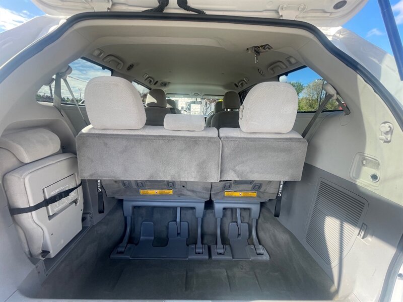 2013 Toyota Sienna LE Mobility 7-Passenger - Photo 9 - Nampa, ID 83651