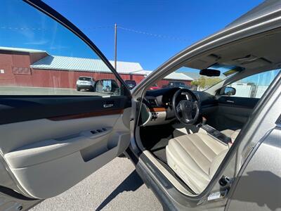 2014 Subaru Outback 3.6R Limited - Photo 7 - Nampa, ID 83651