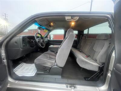 2005 GMC Sierra 2500 SLE - Photo 9 - Nampa, ID 83651