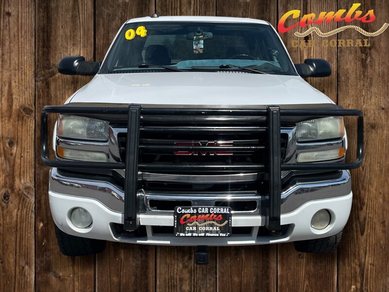 2004 GMC Sierra 2500 Work Truck - Photo 2 - Nampa, ID 83651