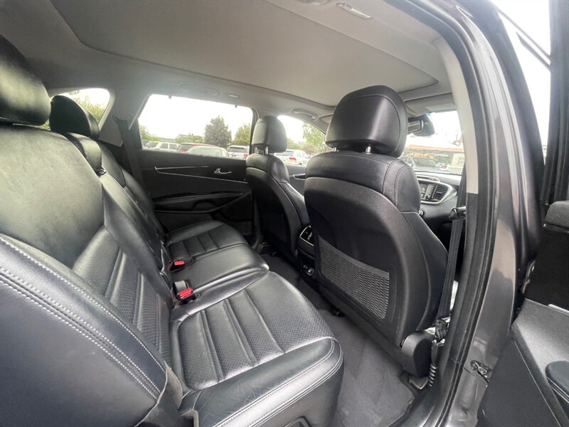 2017 Kia Sorento EX V6 - Photo 10 - Nampa, ID 83651