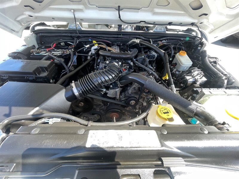 2011 Jeep Wrangler Sport - Photo 14 - Nampa, ID 83651