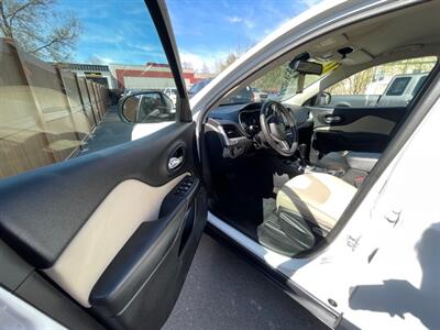 2016 Jeep Cherokee Sport   - Photo 5 - Boise, ID 83704