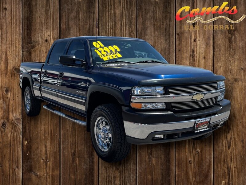 2001 Chevrolet Silverado 1500 2500HD 4WD Crew Cab SWB LT's photo
