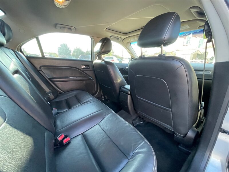 2011 Ford Fusion SEL - Photo 9 - Nampa, ID 83651