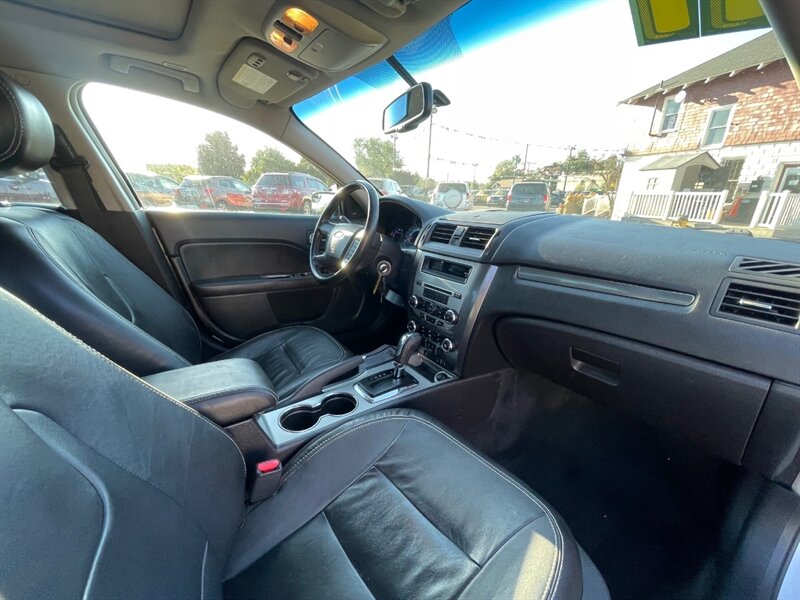 2011 Ford Fusion SEL - Photo 10 - Nampa, ID 83651