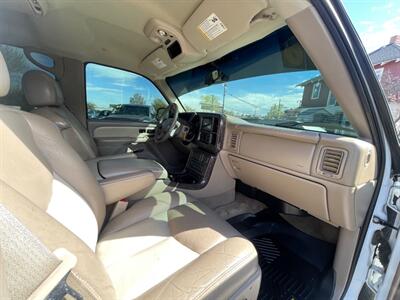 2006 GMC Sierra 1500 Denali   - Photo 10 - Nampa, ID 83651