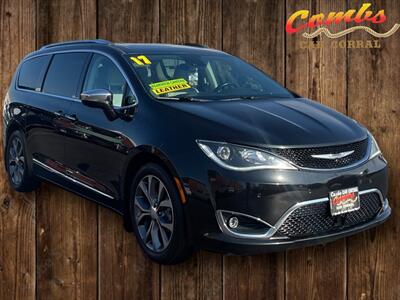2017 Chrysler Pacifica Limited Van