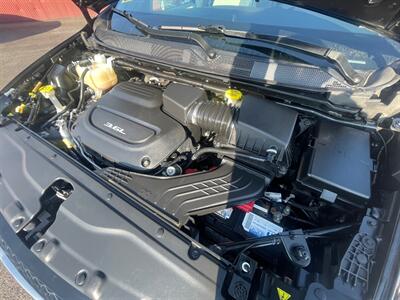 2017 Chrysler Pacifica Limited - Photo 14 - Nampa, ID 83651