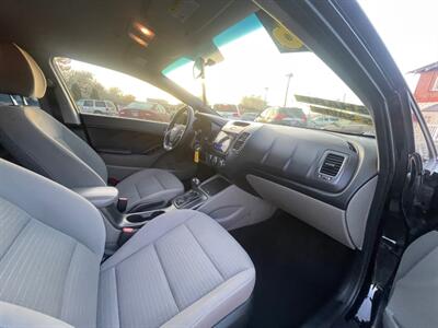 2016 Kia Forte LX   - Photo 10 - Nampa, ID 83651