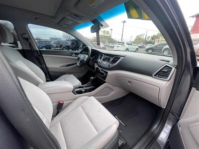 2017 Hyundai TUCSON Value   - Photo 11 - Boise, ID 83704