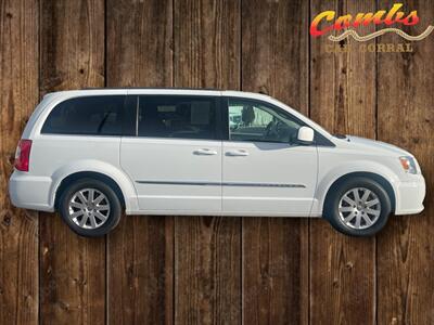 2015 Chrysler Town & Country Touring   - Photo 5 - Nampa, ID 83651