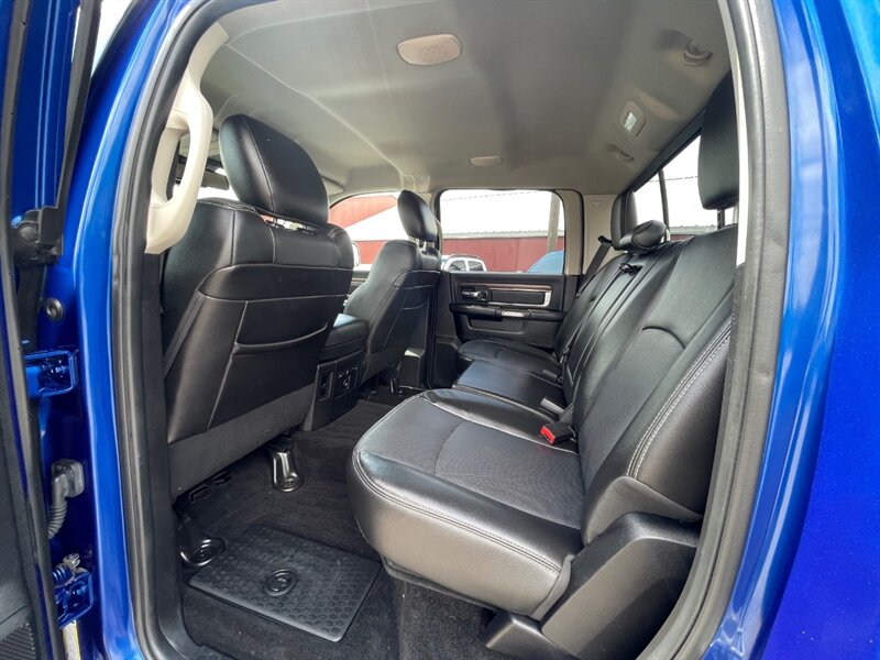 2015 RAM 1500 Laramie - Photo 11 - Nampa, ID 83651