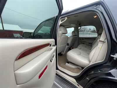 2005 Cadillac Escalade   - Photo 8 - Nampa, ID 83651