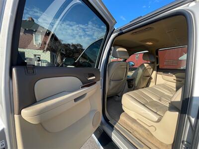 2007 GMC Yukon SLT   - Photo 8 - Nampa, ID 83651