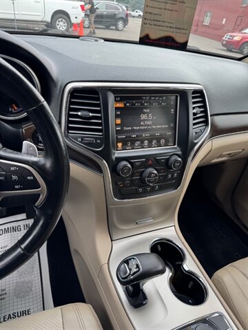 2015 Jeep Grand Cherokee Limited - Photo 13 - Nampa, ID 83651