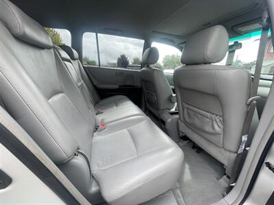 2004 Toyota Highlander   - Photo 9 - Nampa, ID 83651