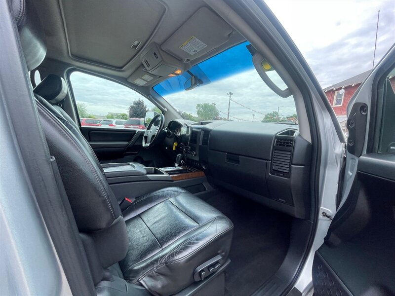 2011 Nissan Titan SL - Photo 10 - Nampa, ID 83651