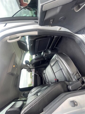 2011 Nissan Titan SL - Photo 9 - Nampa, ID 83651