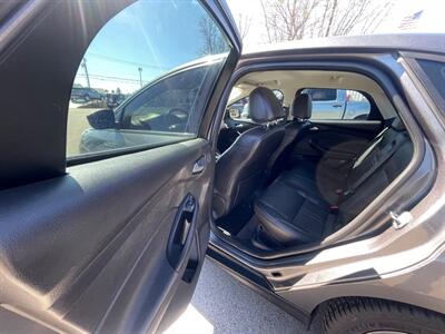 2013 Ford Focus SE   - Photo 8 - Boise, ID 83704