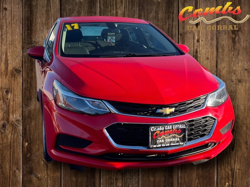 2017 Chevrolet Cruze LT Auto - Photo 2 - Nampa, ID 83651
