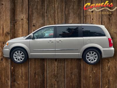 2015 Chrysler Town & Country Touring   - Photo 3 - Boise, ID 83704