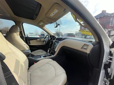 2011 Chevrolet Traverse LTZ   - Photo 11 - Nampa, ID 83651