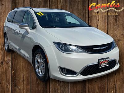 2017 Chrysler Pacifica Limited Van