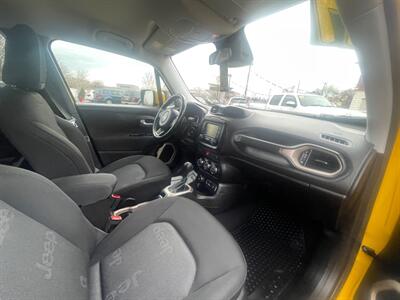 2017 Jeep Renegade Latitude   - Photo 11 - Boise, ID 83704