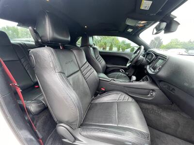 2015 Dodge Challenger SRT 392   - Photo 11 - Nampa, ID 83651