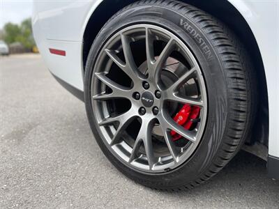 2015 Dodge Challenger SRT 392   - Photo 12 - Nampa, ID 83651