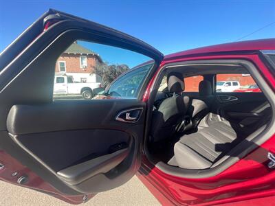 2016 Chrysler 200 Limited   - Photo 8 - Boise, ID 83704