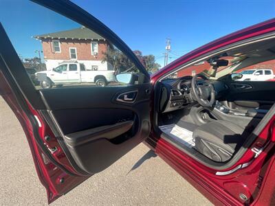 2016 Chrysler 200 Limited   - Photo 7 - Boise, ID 83704