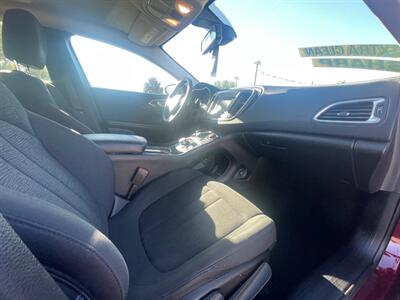 2016 Chrysler 200 Limited   - Photo 10 - Boise, ID 83704