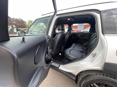 2014 MINI Countryman Cooper S ALL4 - Photo 8 - Nampa, ID 83651