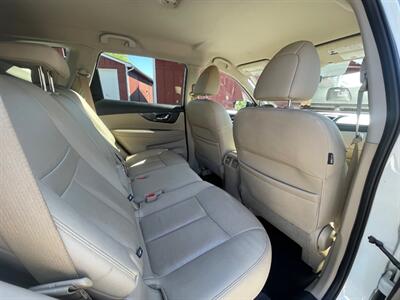 2016 Nissan Rogue SL   - Photo 10 - Boise, ID 83704