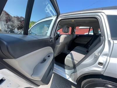 2012 Dodge Caliber SXT   - Photo 8 - Nampa, ID 83651