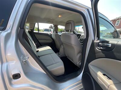 2012 Dodge Caliber SXT   - Photo 10 - Nampa, ID 83651