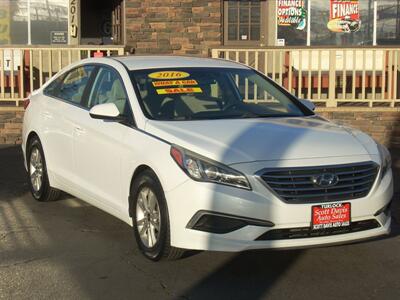 2016 Hyundai SONATA SE   - Photo 1 - Turlock, CA 95380